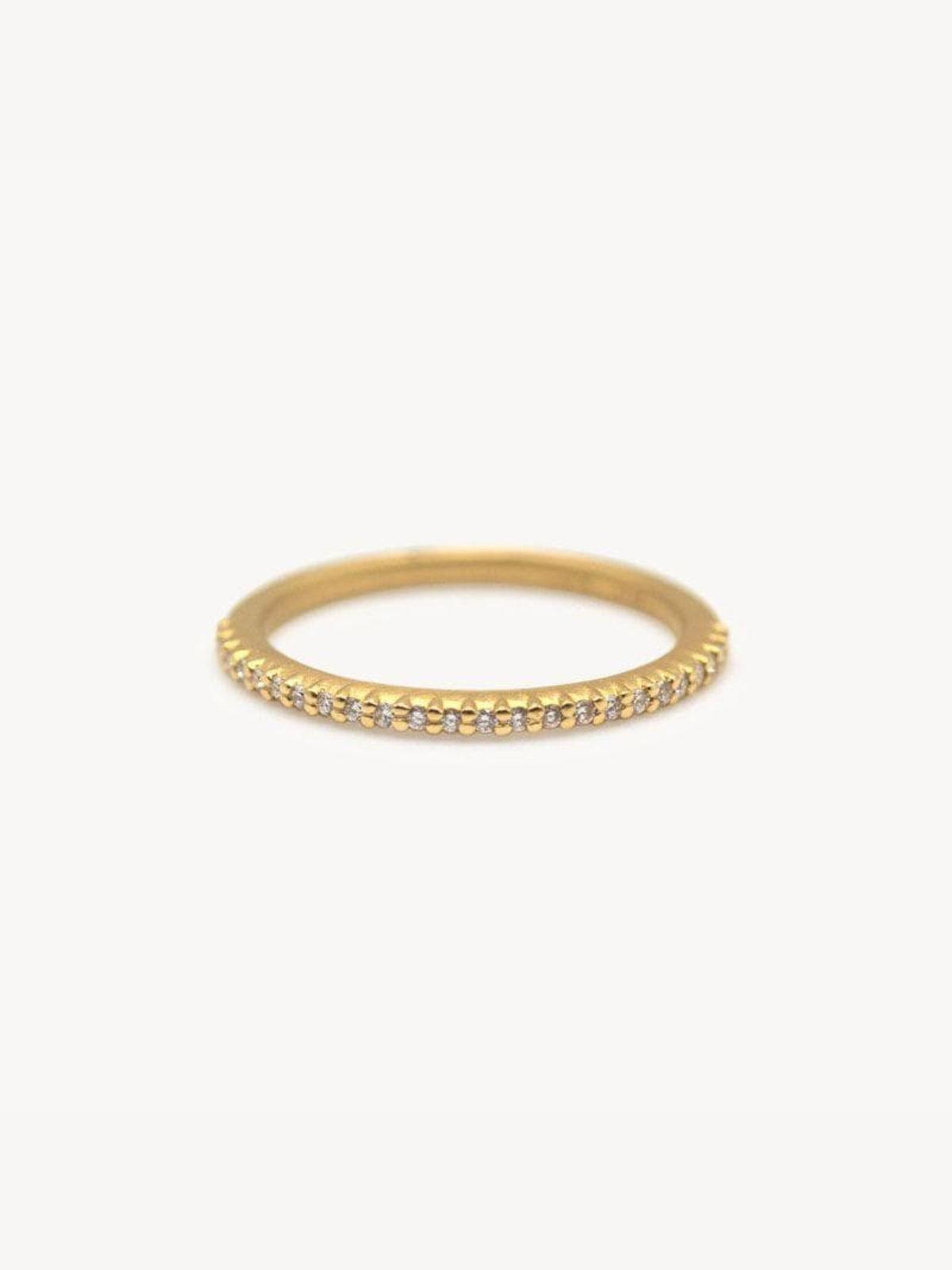 18k Slender Pave Band