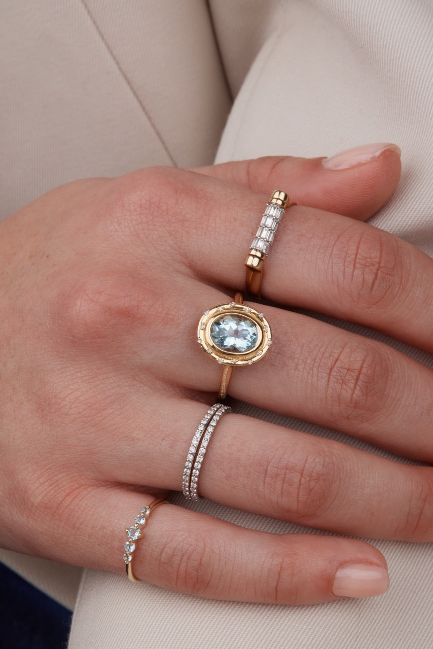 Aquamarine Oval Spotlight Ring