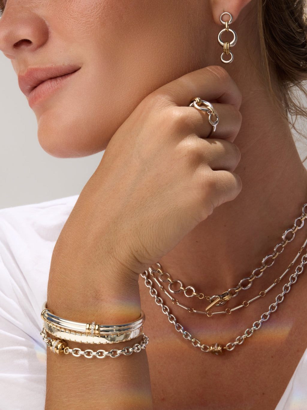 Golden Arc Chain Bracelet