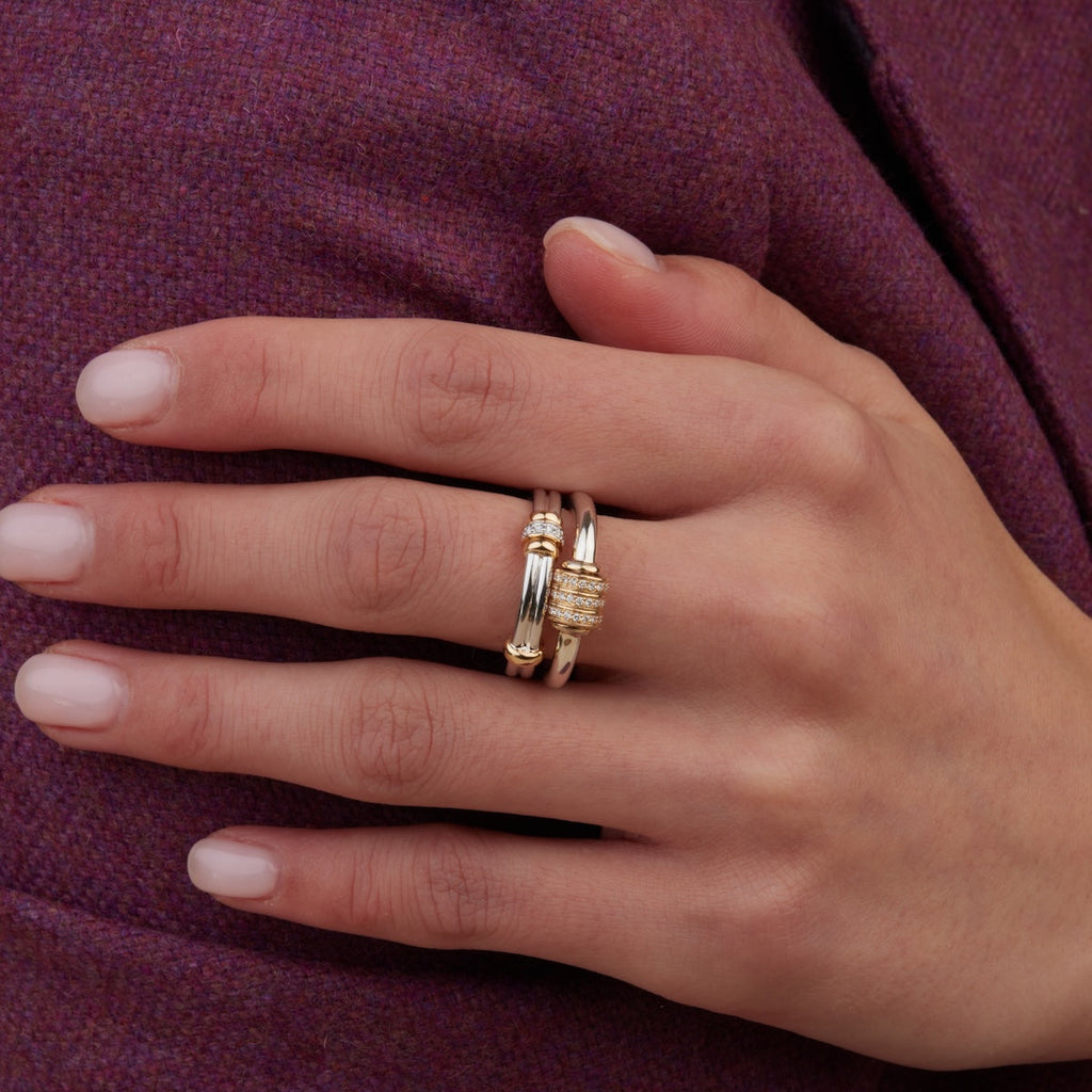 Mixed Metal Spinning Latch Ring