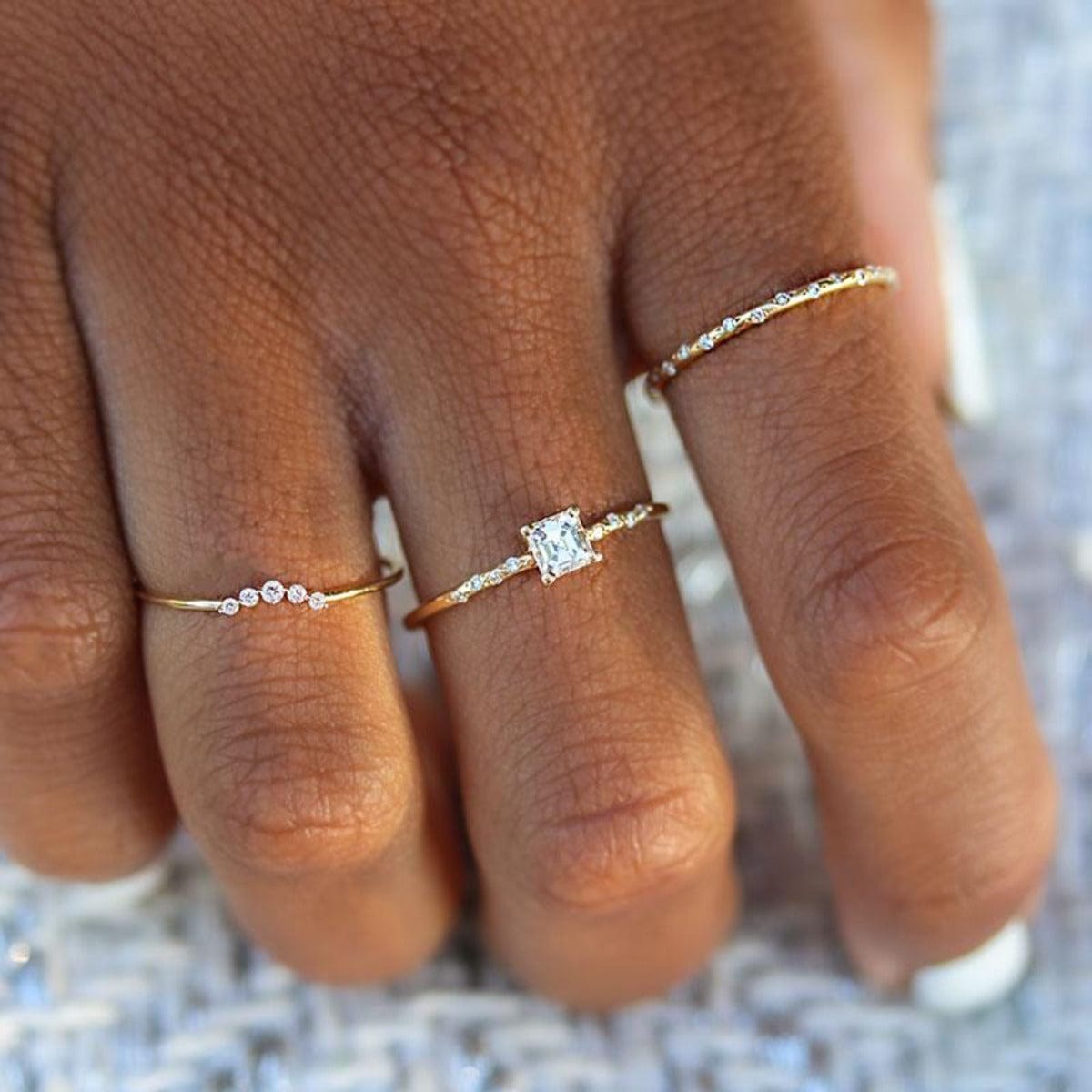 Petite Diamond Arch